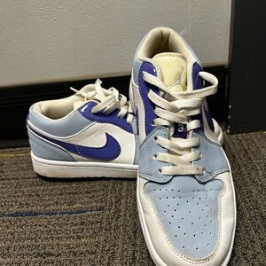 Air Jordan 1 SE Low Mighty Swooshers Limited Edition